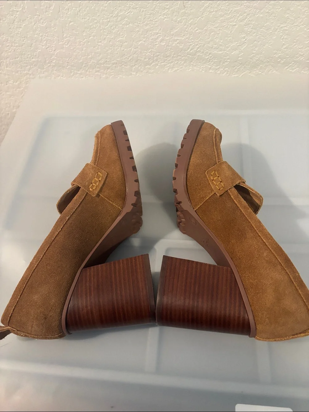 Crown Vintage suede platform loafers camel brown color SZ 9 3” Heel Desert Boho